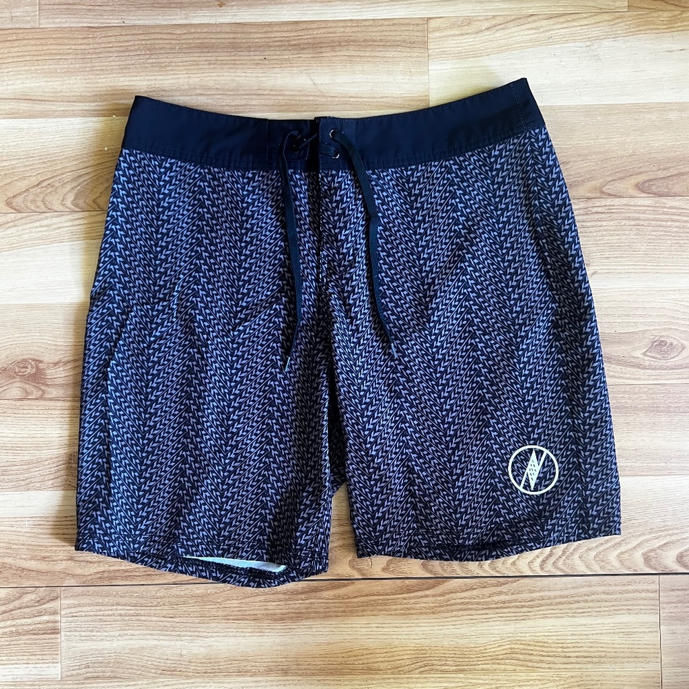 Manaola Mens Board Shorts